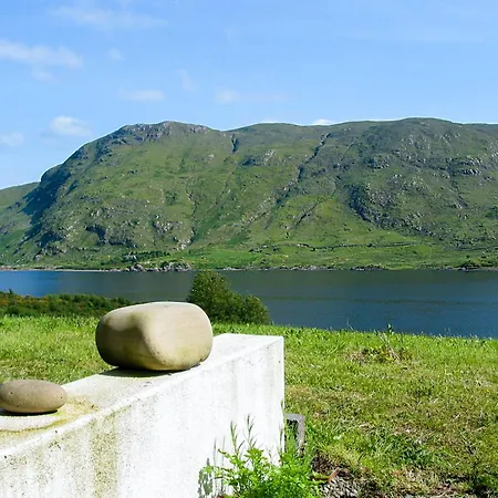 Charming House In Tourmakeady With Lake And Mountain Views *