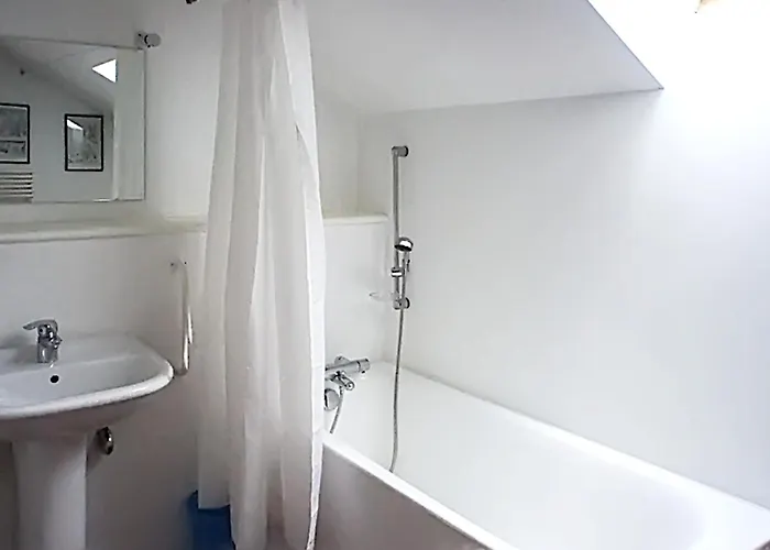 Nyaraló Charming House In Tourmakeady With And Mountain Views