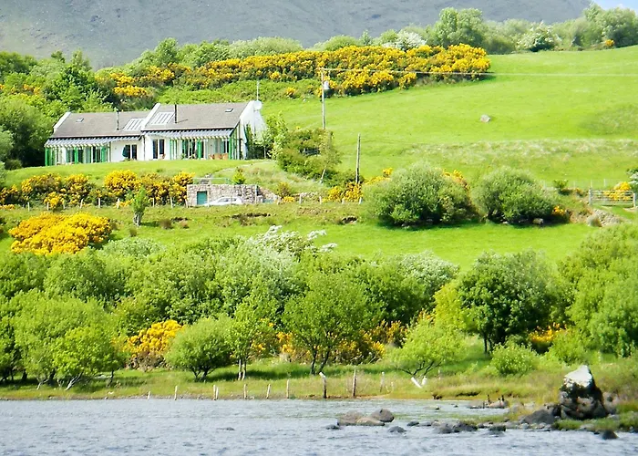 Nyaraló Charming House In Tourmakeady With And Mountain Views Finny